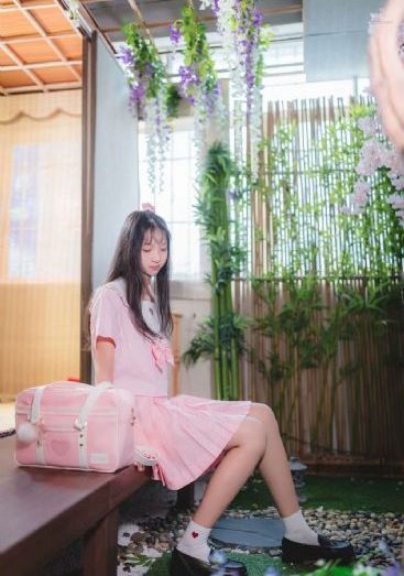 亚洲精品美女久久久久久_720最新电影在线观看