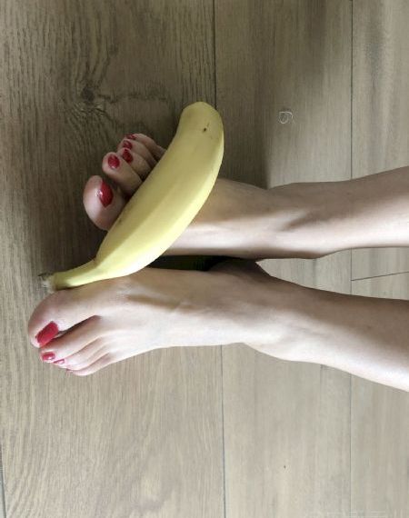 农村荡女婬春在线播放_国产剧电影在线看