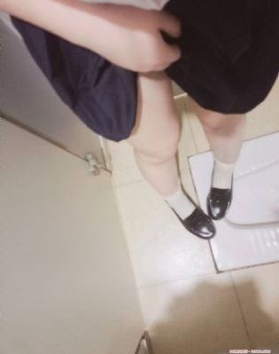 幻女与人xx00毛片免费_HD完整视频观看