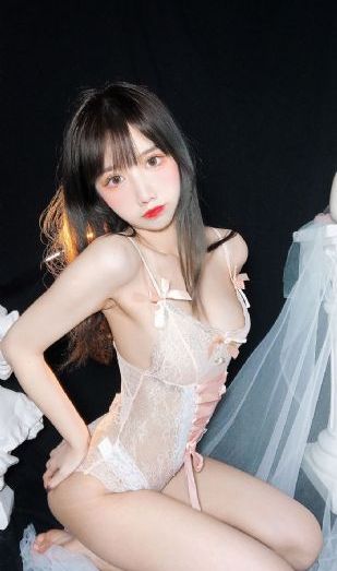 五月天天爽天天狠久久久综合_十万网红美女美酱