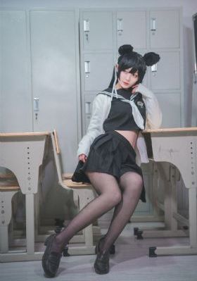 7777女厕盗摄久久久_720影视在线观看