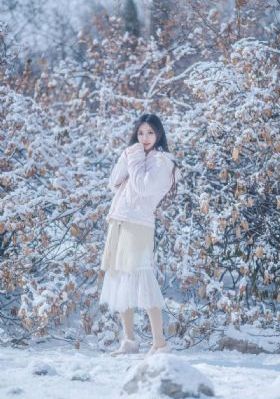 日本久久高清夜观欧美_720最新电影在线观看