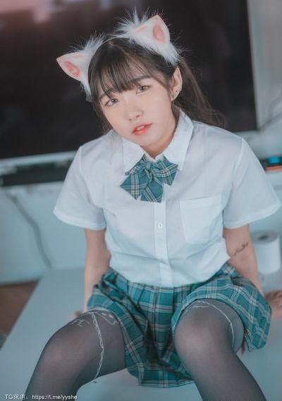 亚洲欧美日韩综合在线观看播放_最近手机在线观看